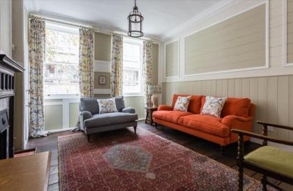 3 Bedroom in the Heart of West End 