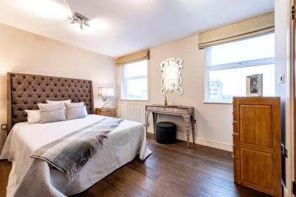 CAMDEN Lux Apartment-Hosted by Sweetstay