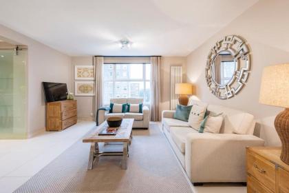CAMDEN Lux Apartment-Hosted by Sweetstay - image 15