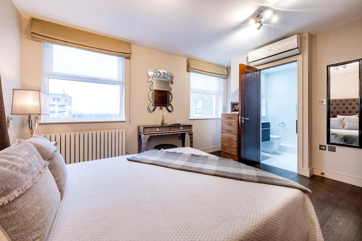 CAMDEN Lux Apartment-Hosted by Sweetstay - image 3