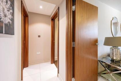 CAMDEN Lux Suite-Hosted by Sweetstay - image 27