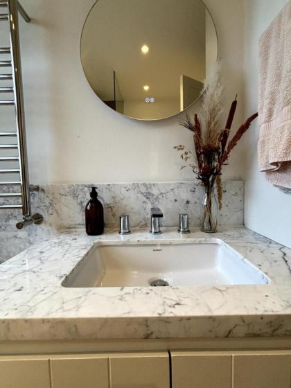 Stunning 1BD Flat - Ladbroke Grove West London! - image 11