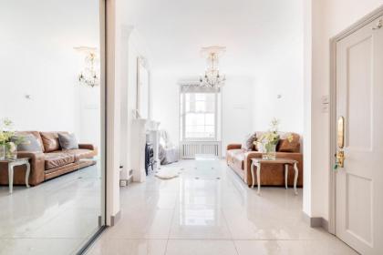 Victoria Belgravia Townhouse Apartments London 