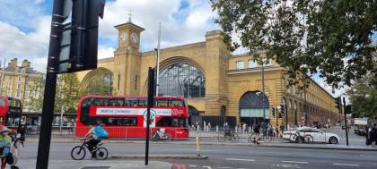 4-Bed Apartment in Central London - image 2