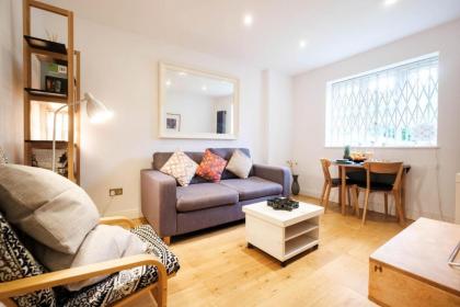Shoreditch Park & Downham Rd- CityApartmentStay