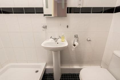 Barrington Lodge - image 12