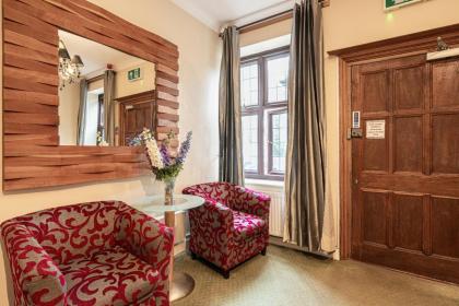 Barrington Lodge - image 7
