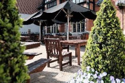 The White Hart Hotel - image 12