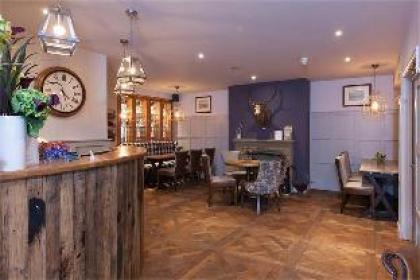 The White Hart Hotel - image 21