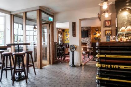 The Pilot Inn - image 1