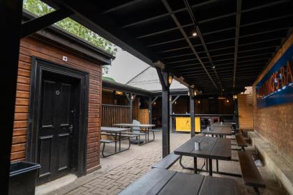 The Hyde - At Dunning's Bar - image 5