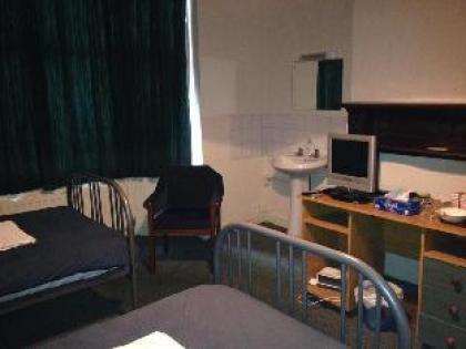 Lenton Lodge Guest House - image 17