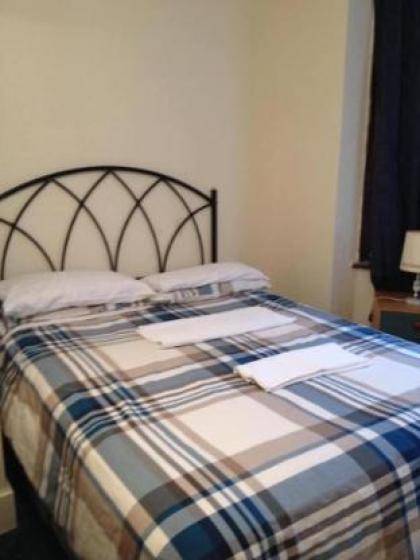 Lenton Lodge Guest House - image 2