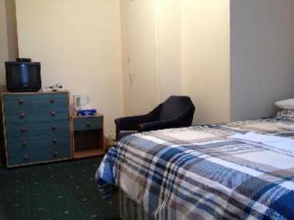 Lenton Lodge Guest House - image 5