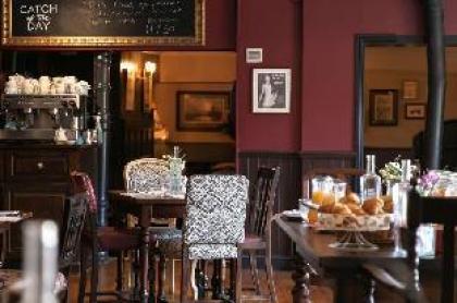 The Rose & Crown Wimbledon - image 6