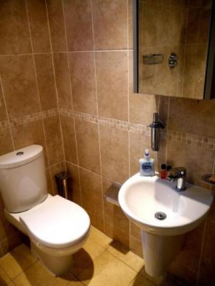 Goodenough Guesthouse - image 14