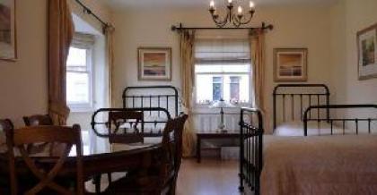 Goodenough Guesthouse - image 3