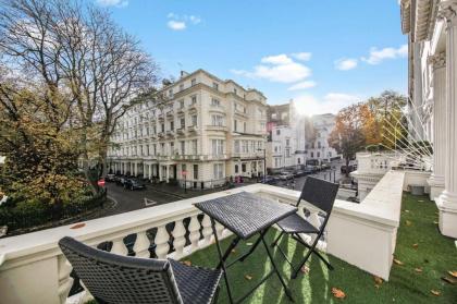 Residence in London 