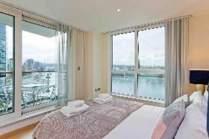 Lovely 2BD flat with River view - image 12