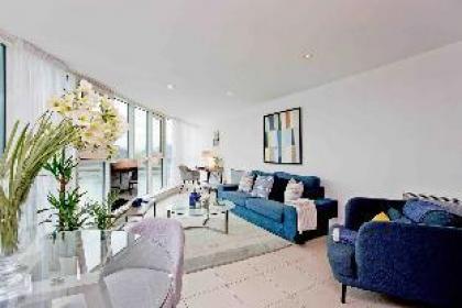 Lovely 2BD flat with River view - image 20