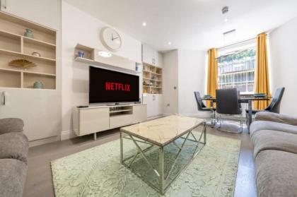 Super Deluxe 3 Bedroom Apartment - image 10