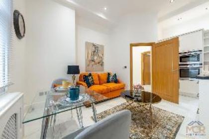 Victorian Style One-bedroom apartment - image 2
