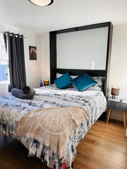 Regent’s Park Apartment