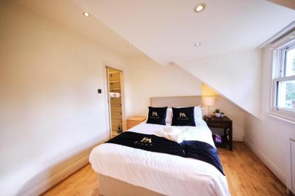 Pluxa Ebony Suite - image 19
