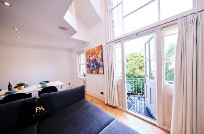 Pluxa Ebony Suite - image 4