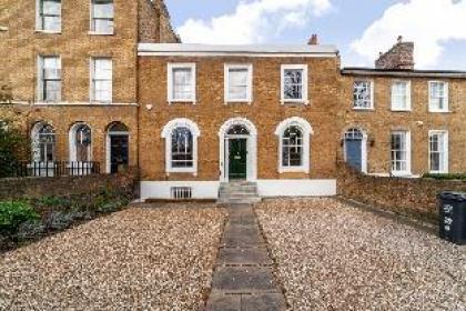 The New Cross Mansion